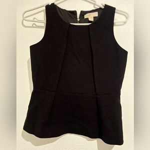 Pre owned Michael kors sleeveless top size 8
